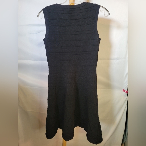 Joe Fresh Black Dress stretchy Sleeveless size small - Picture 4 of 7